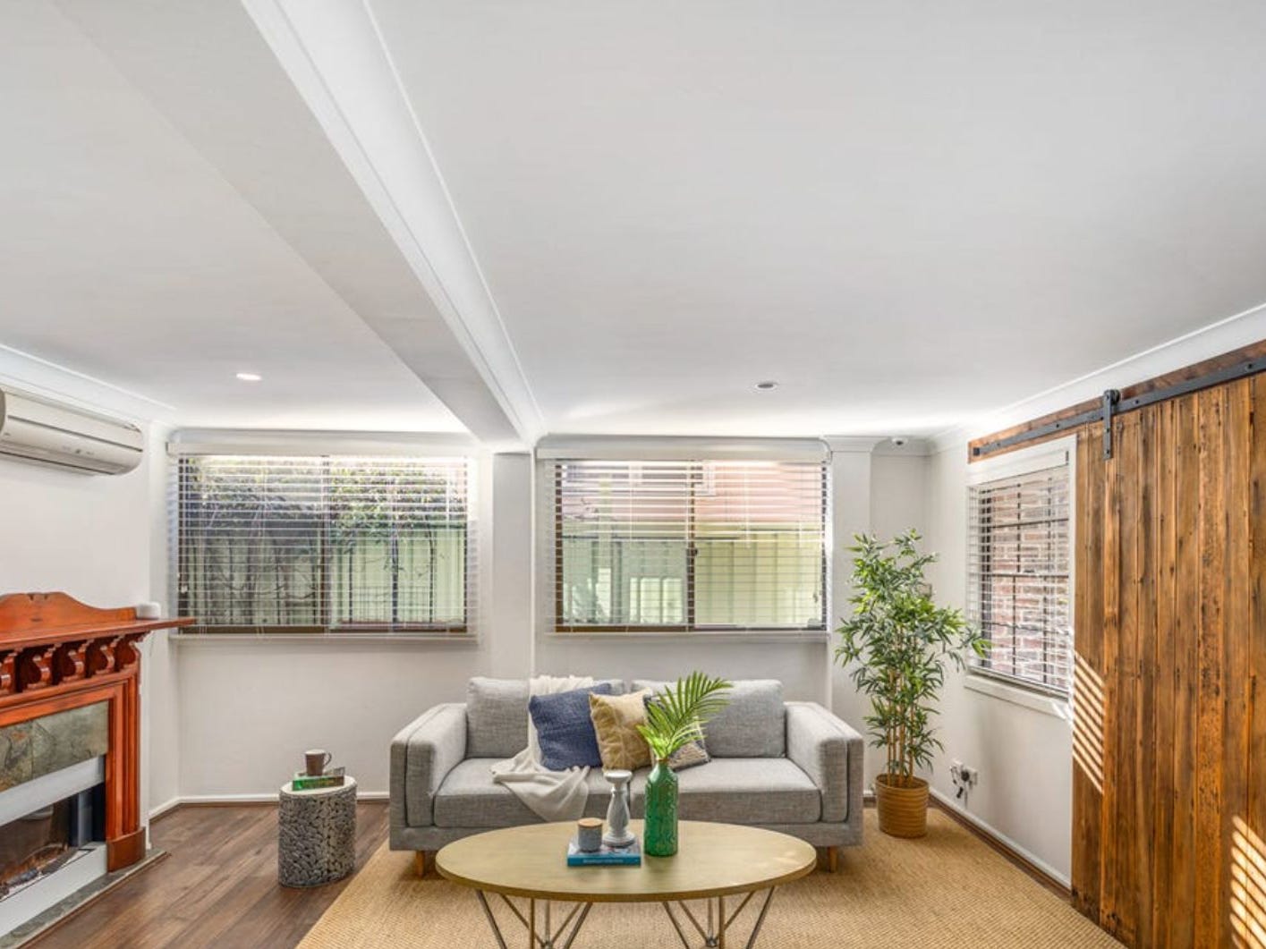 Private Rental in Picnic Point, NSW 2213