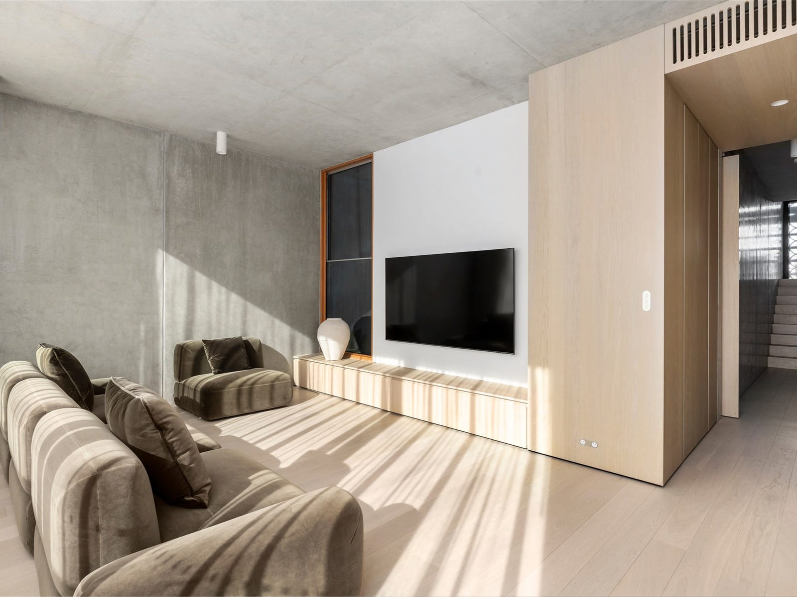 Private Rental in Cremorne, Vic 3121