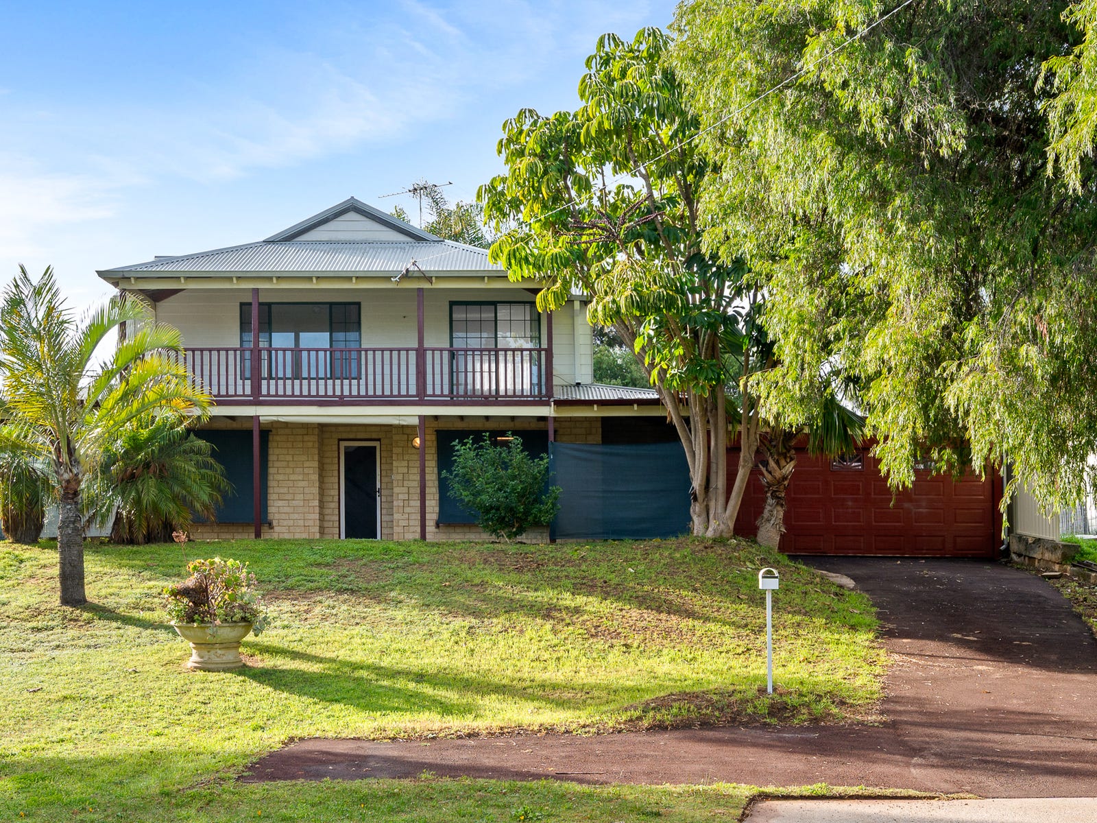 Sales Property - pGolden Bay, WA 6174