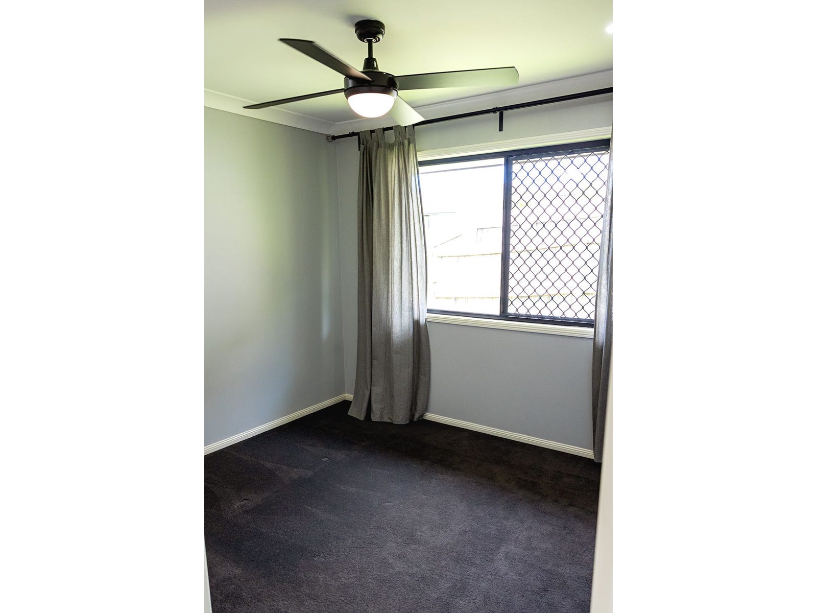 Property for Rent: Pimpama, Qld 4209