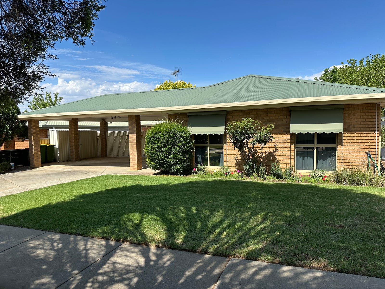 Private Real Estate - West Wodonga, Vic 3690