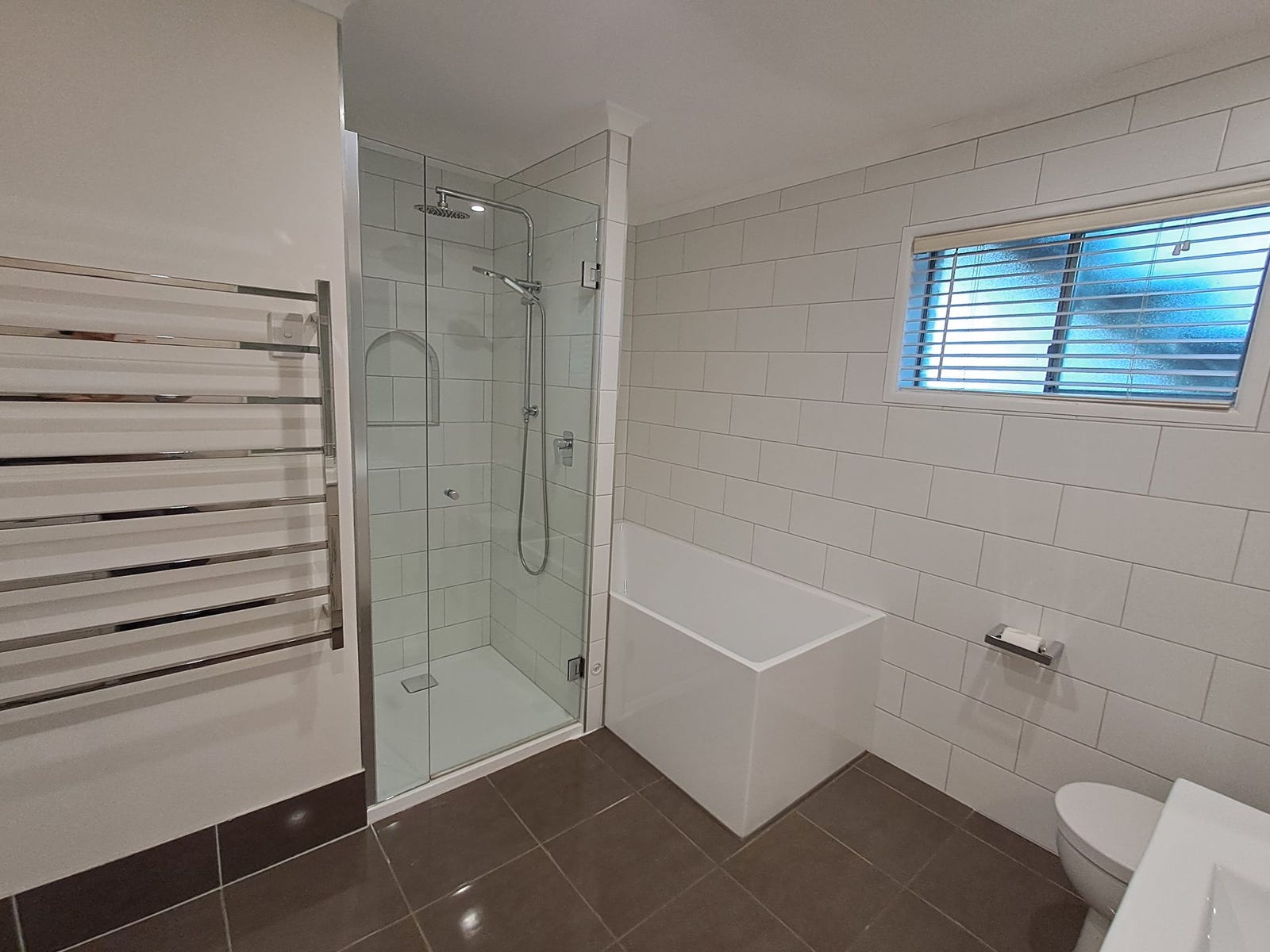 Private Rental in The Gap, Qld 4061