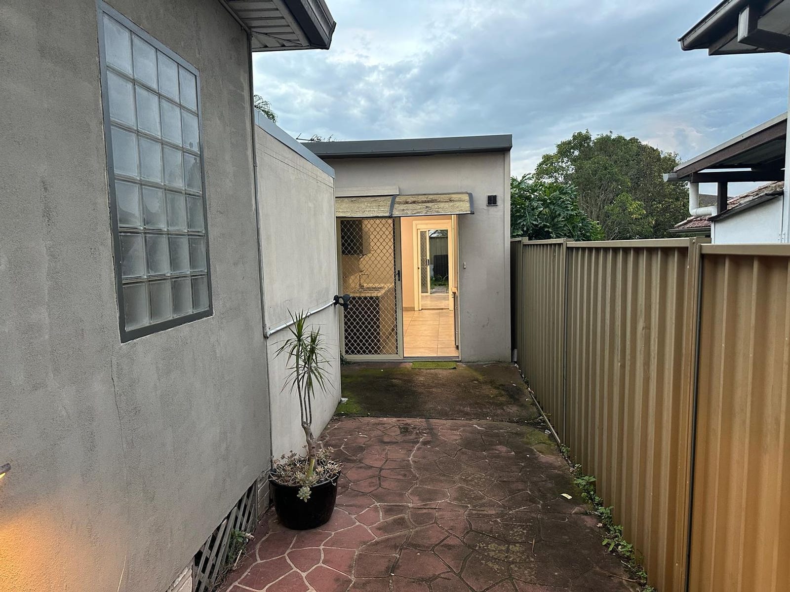 Private Rental in Revesby, NSW 2212