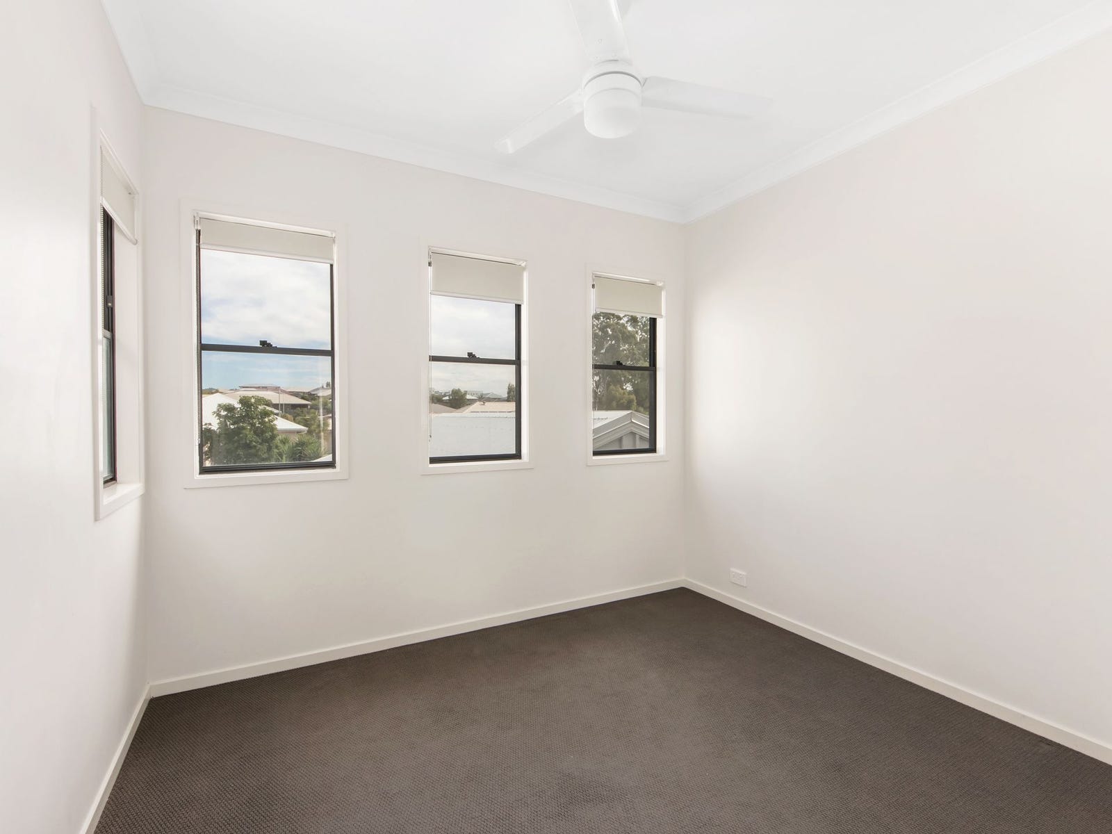 Private Rental in Ripley, Qld 4306