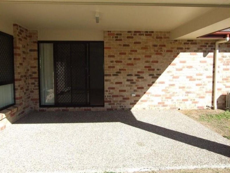 Private Rental in Loganlea, Qld 4131
