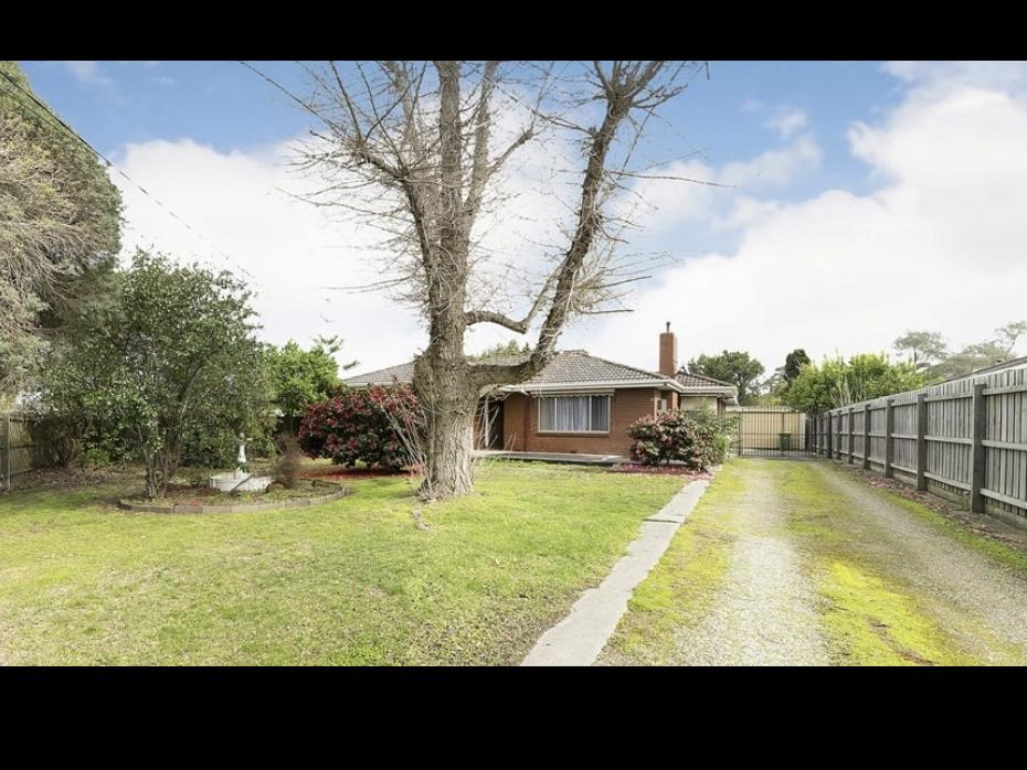 Private Real Estate - Pakenham, Vic 3810