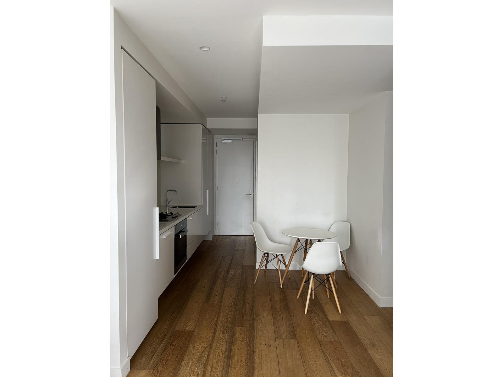 Private Rental in Melbourne, Vic 3004