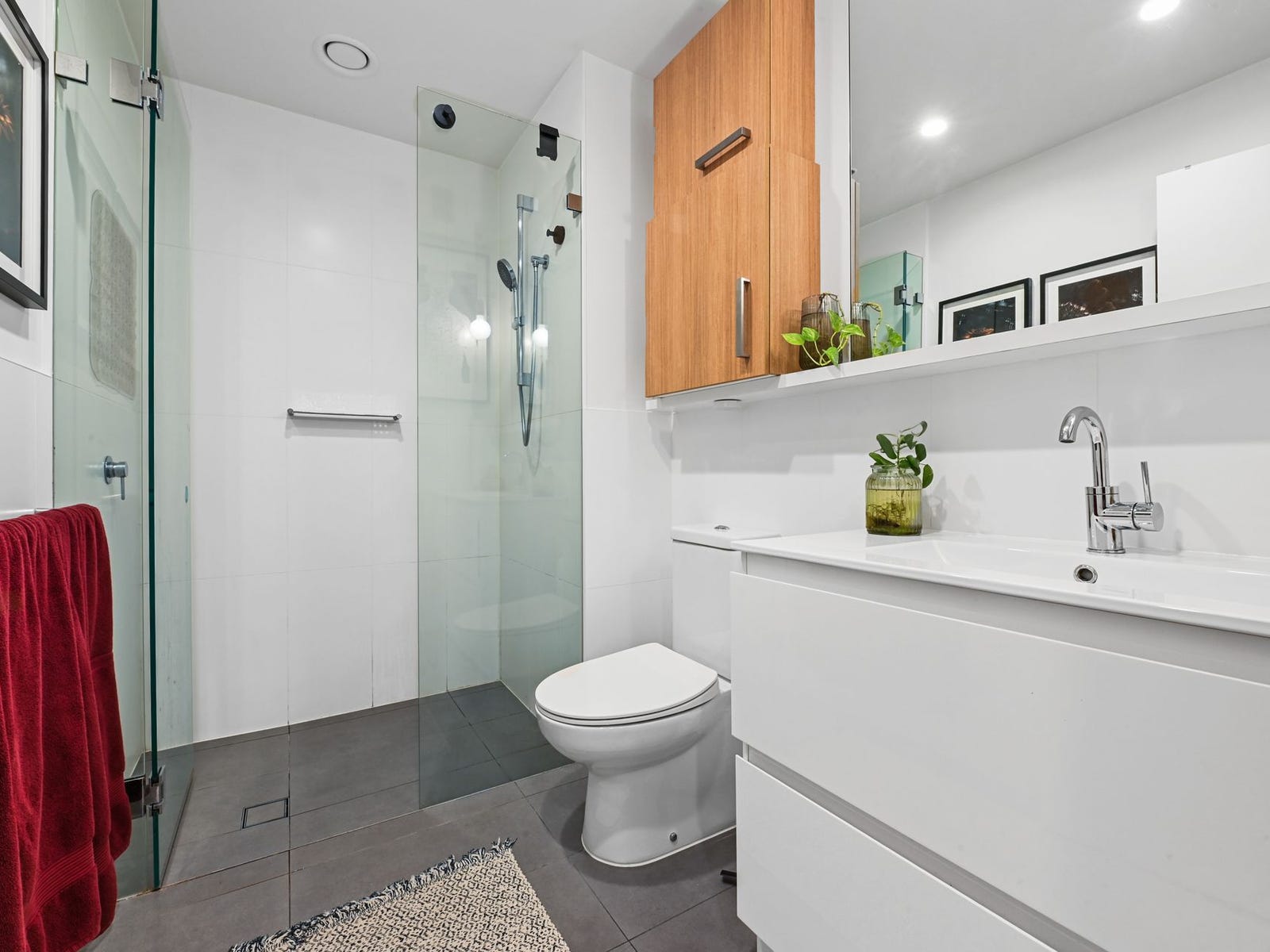 Property for Rent: Wolli Creek, NSW 2205