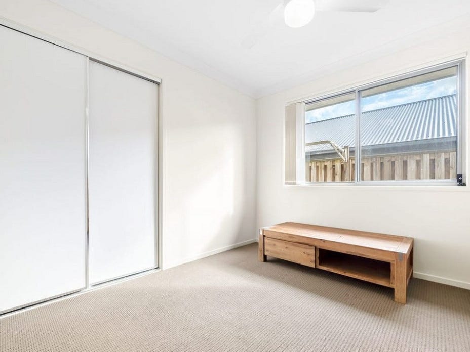 Private Rental in Logan Reserve, Qld 4133