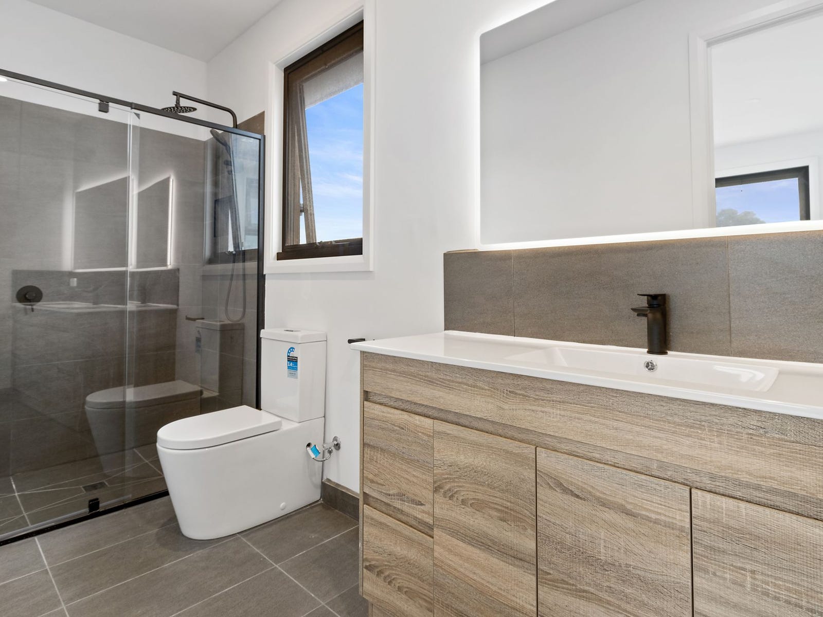 Private Rental in Box Hill South, Vic 3128