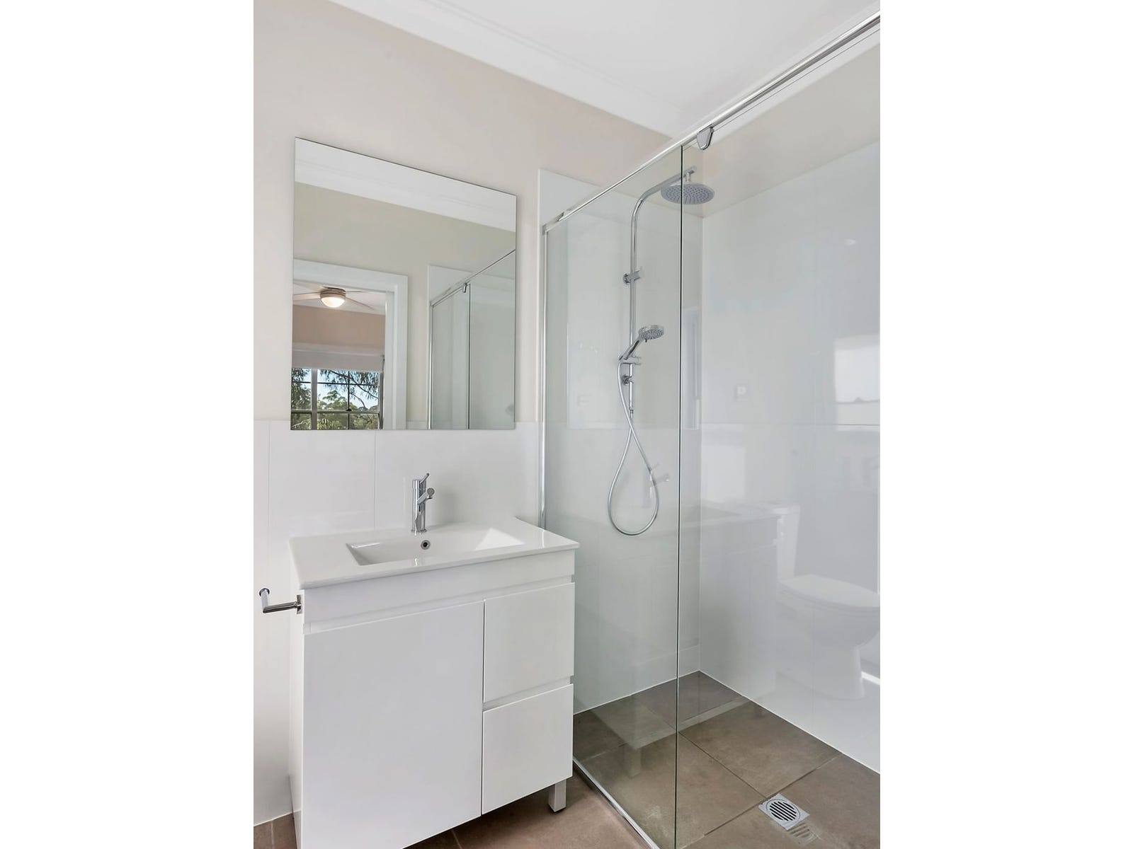 Property for Rent: Bolwarra Heights, NSW 2320