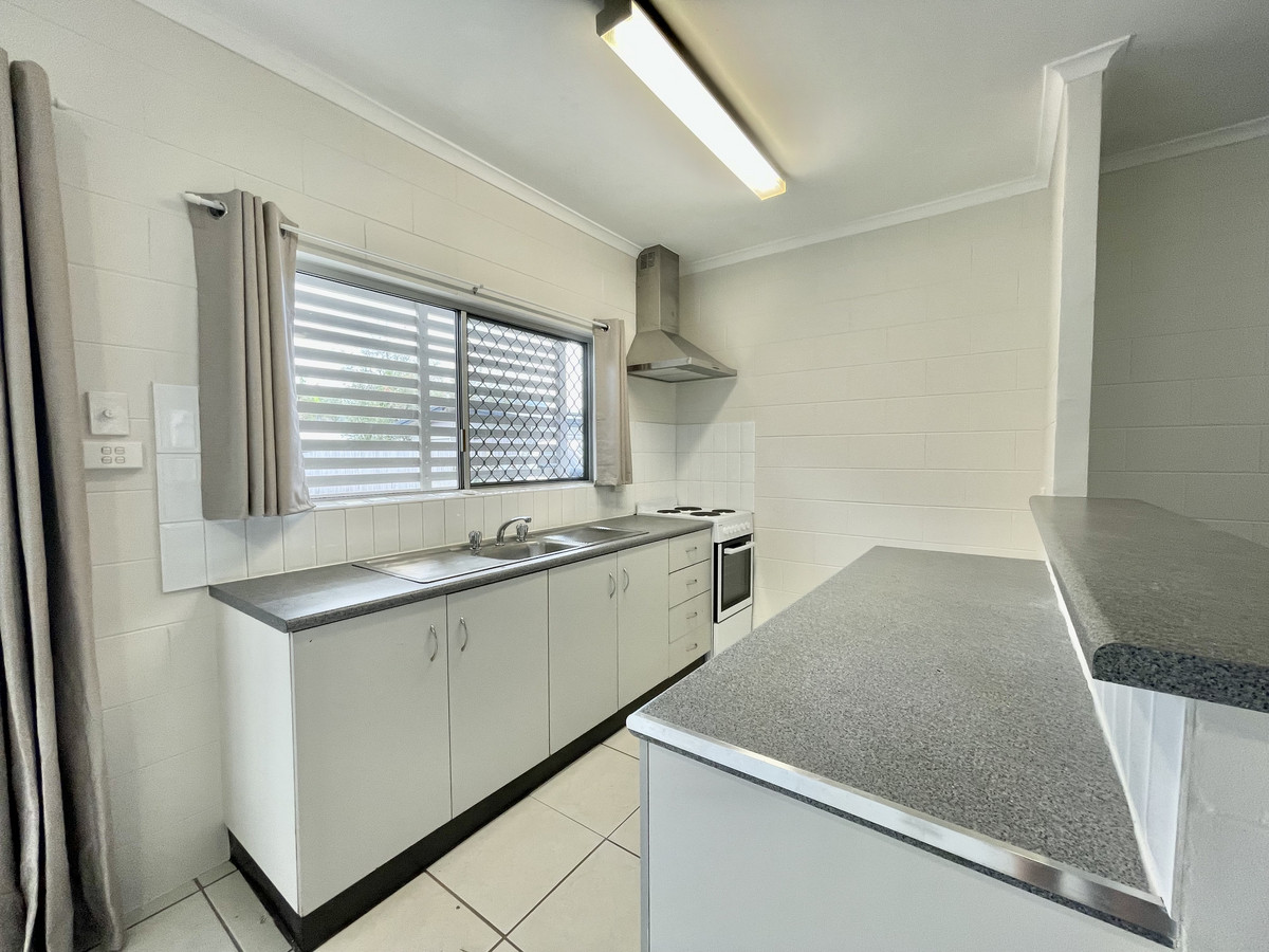 Private Rental in Woree, Qld 4868
