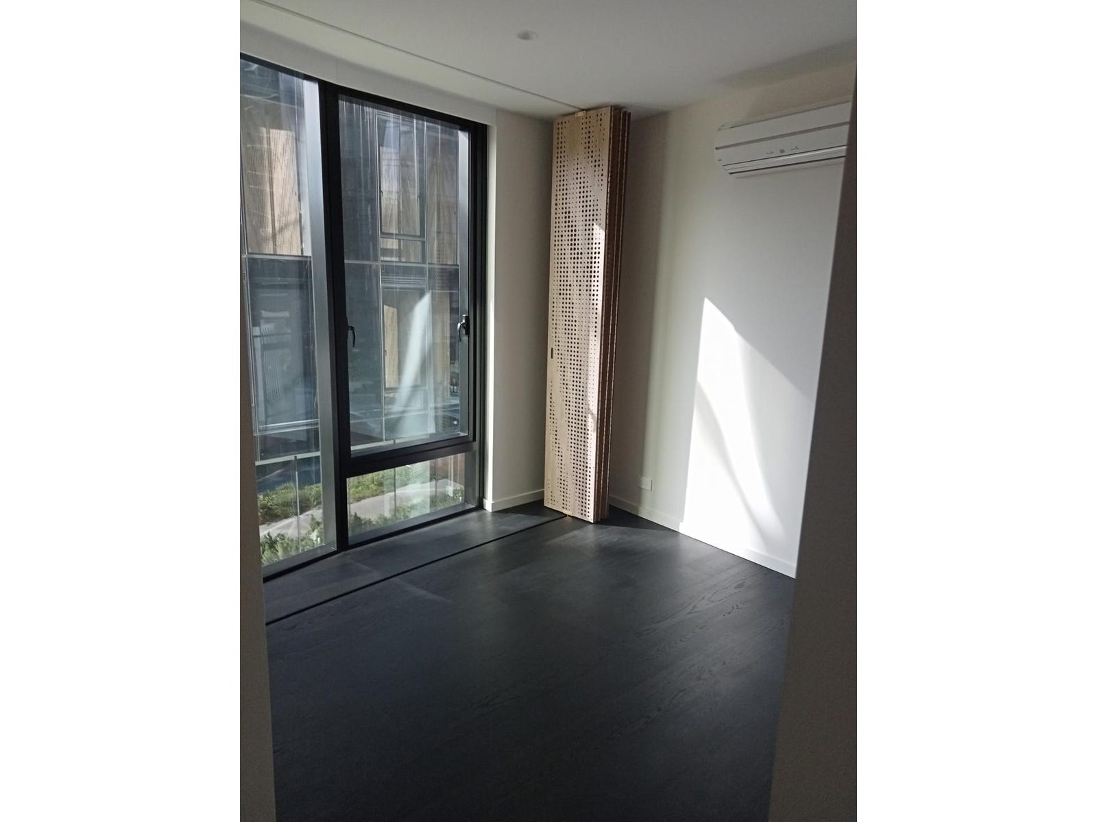 Private Rental in Melbourne, Vic 3004