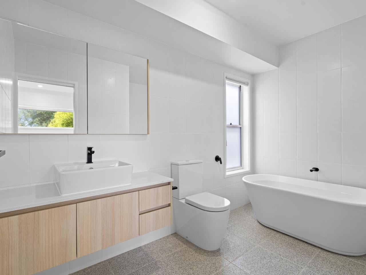 Private Rental in Holland Park, Qld 4121