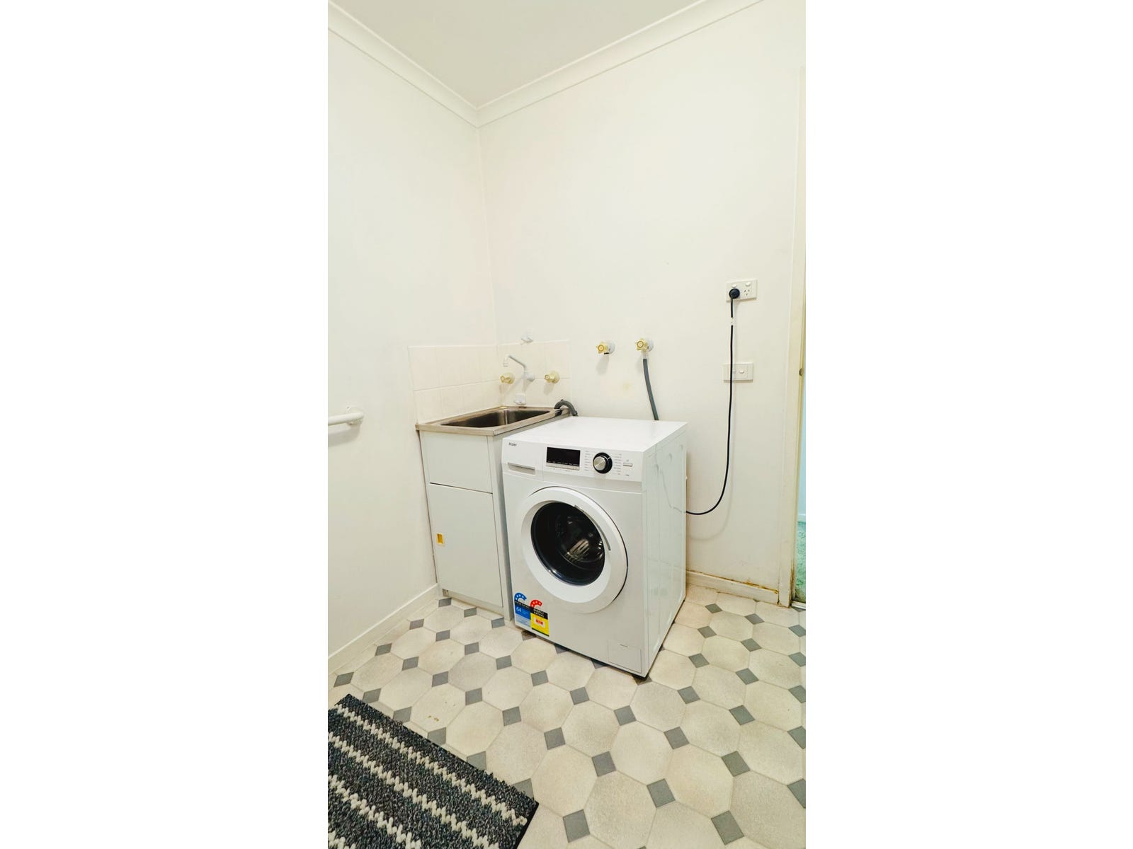 Private Rental in Wantirna, Vic 3152
