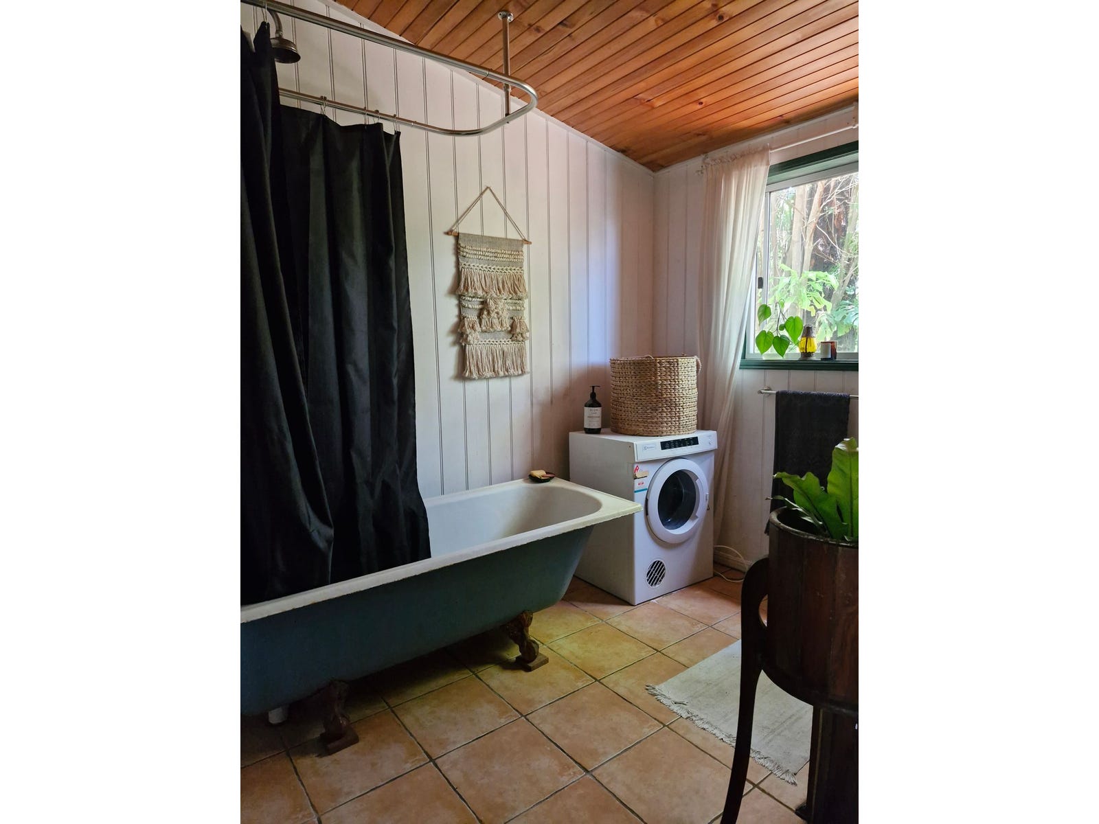 Private Rental in Witta, Qld 4552