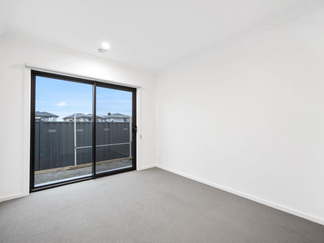 Property for Rent: Kalkallo, Vic 3064