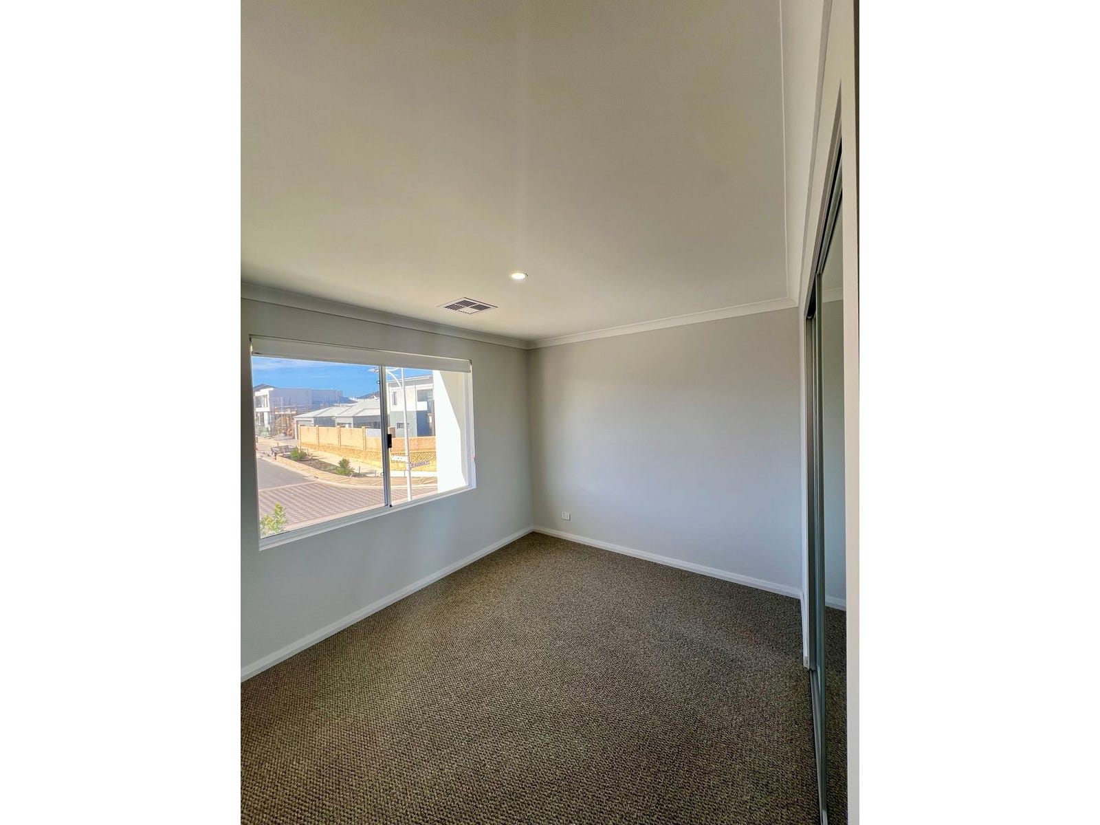 Property for Rent: Burns Beach, WA 6028