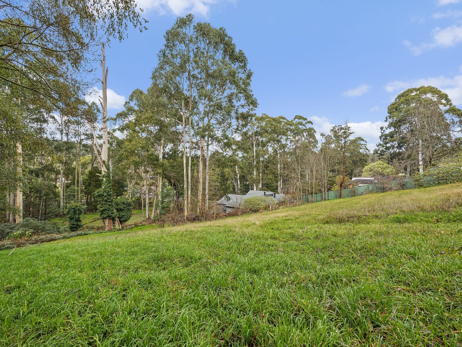 Private Property - Cockatoo, Vic 3781