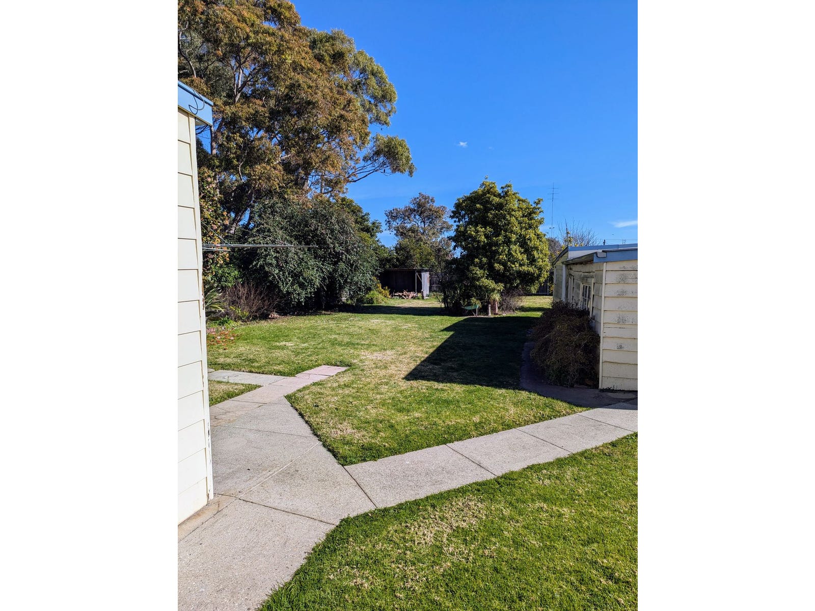 Property for Rent: East Bairnsdale, Vic 3875