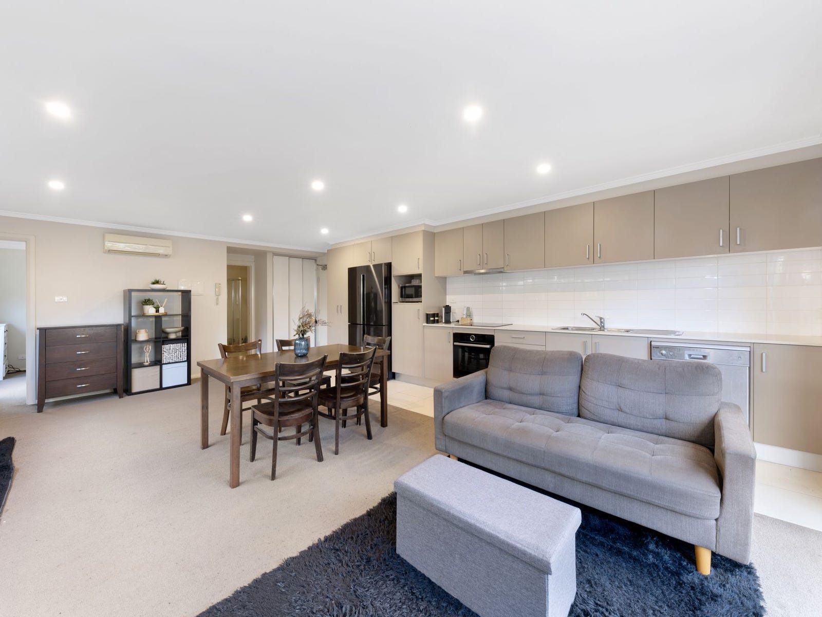 Private Listing Lyneham, ACT 2602