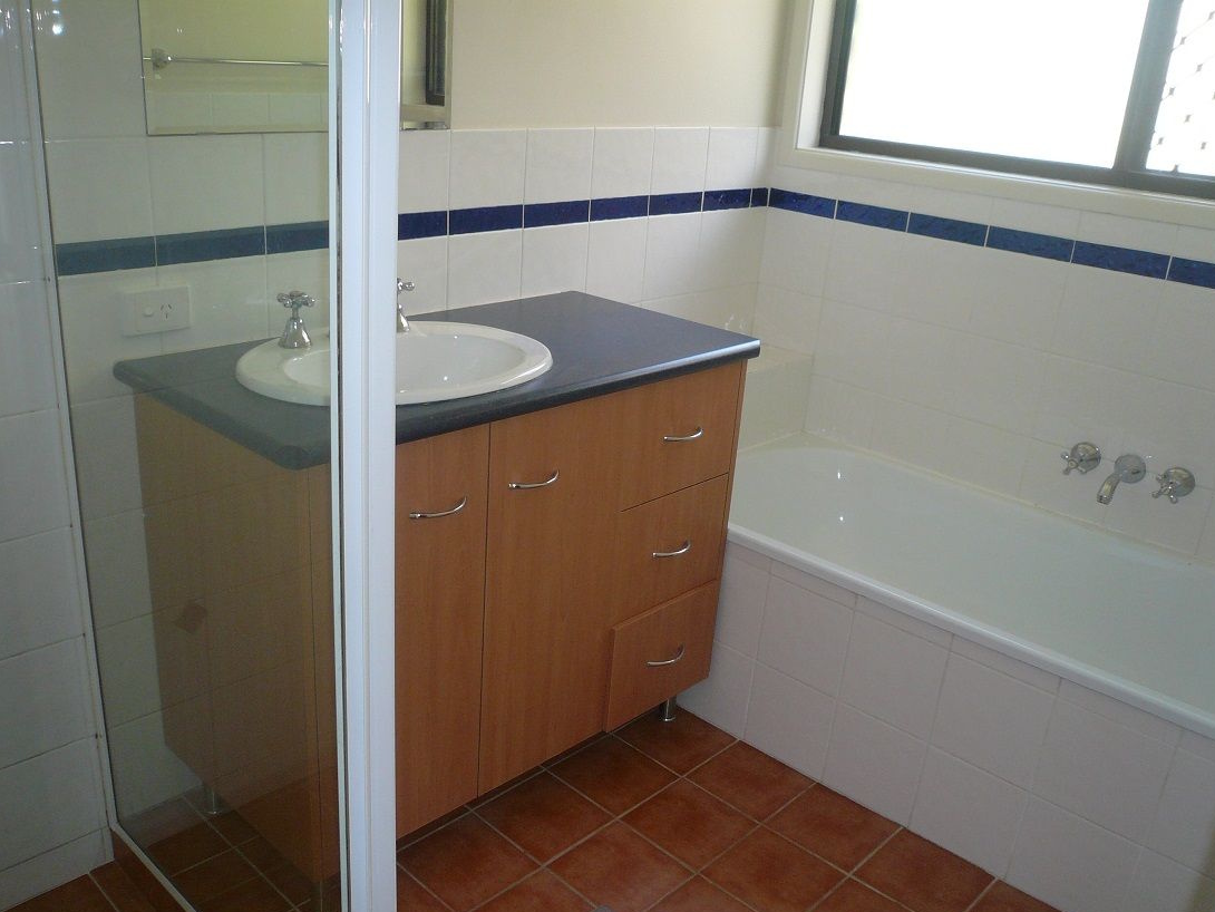 Private Rental in Logan Reserve, Qld 4133