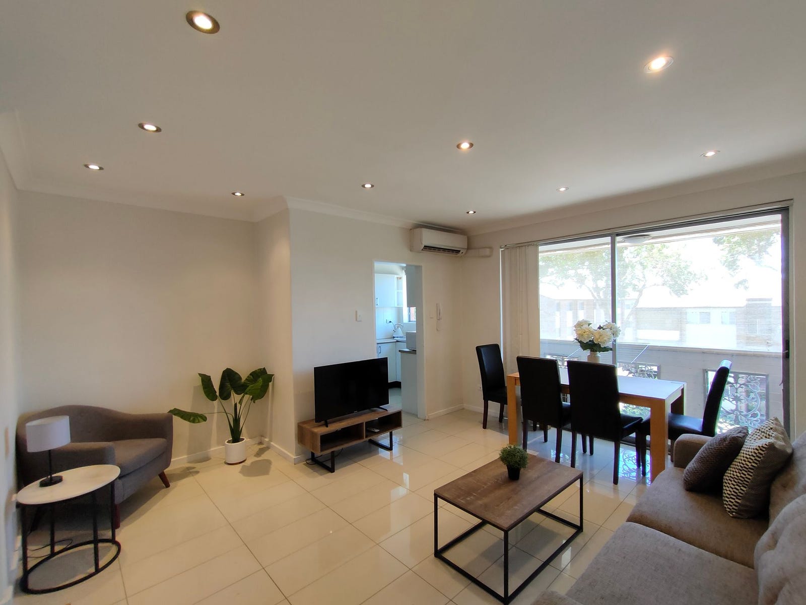 Private Rental in Warwick Farm, NSW 2170