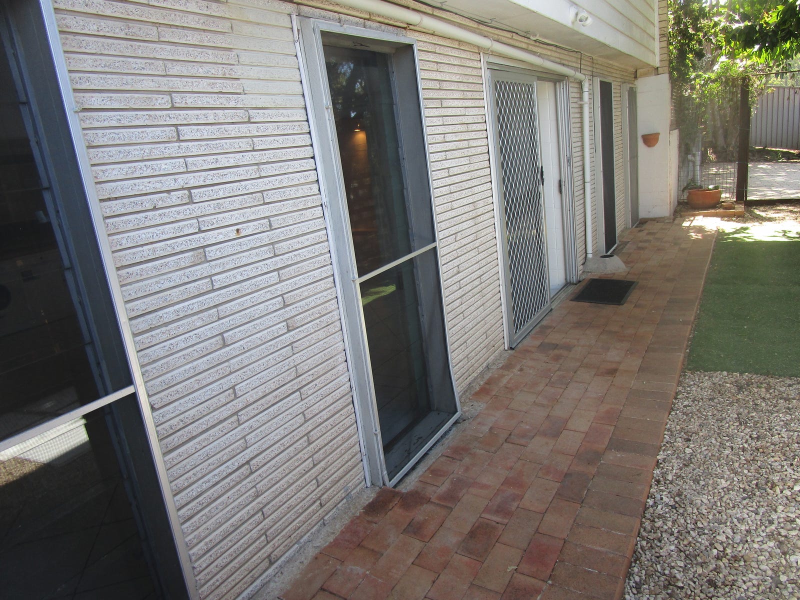 Property for Rent: Chapel Hill, Qld 4069