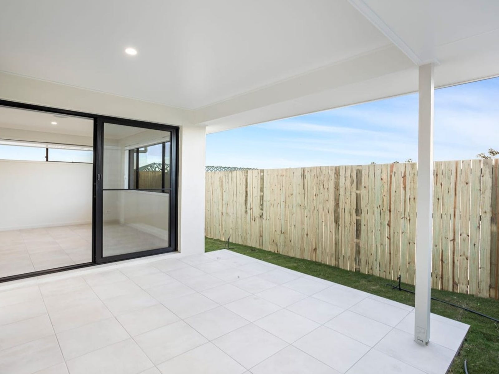 Private Rental in Flagstone, Qld 4280