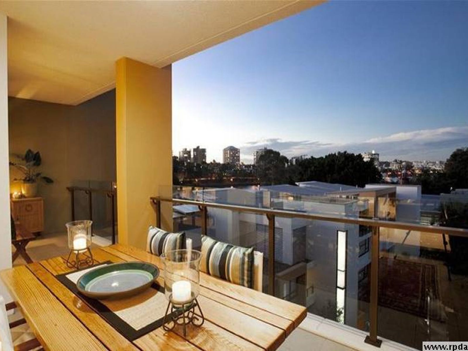 Private Rental in West End, Qld 4101