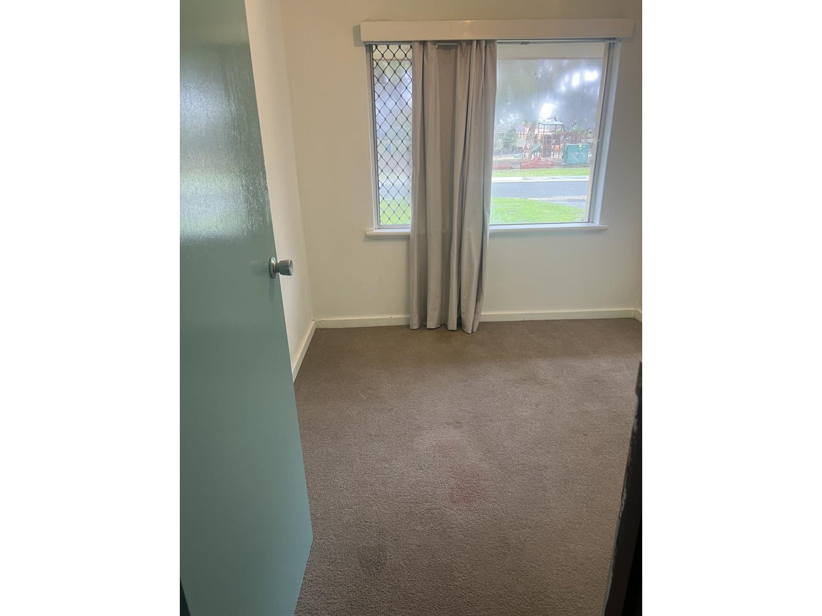 Private Rental in Maddington, WA 6109