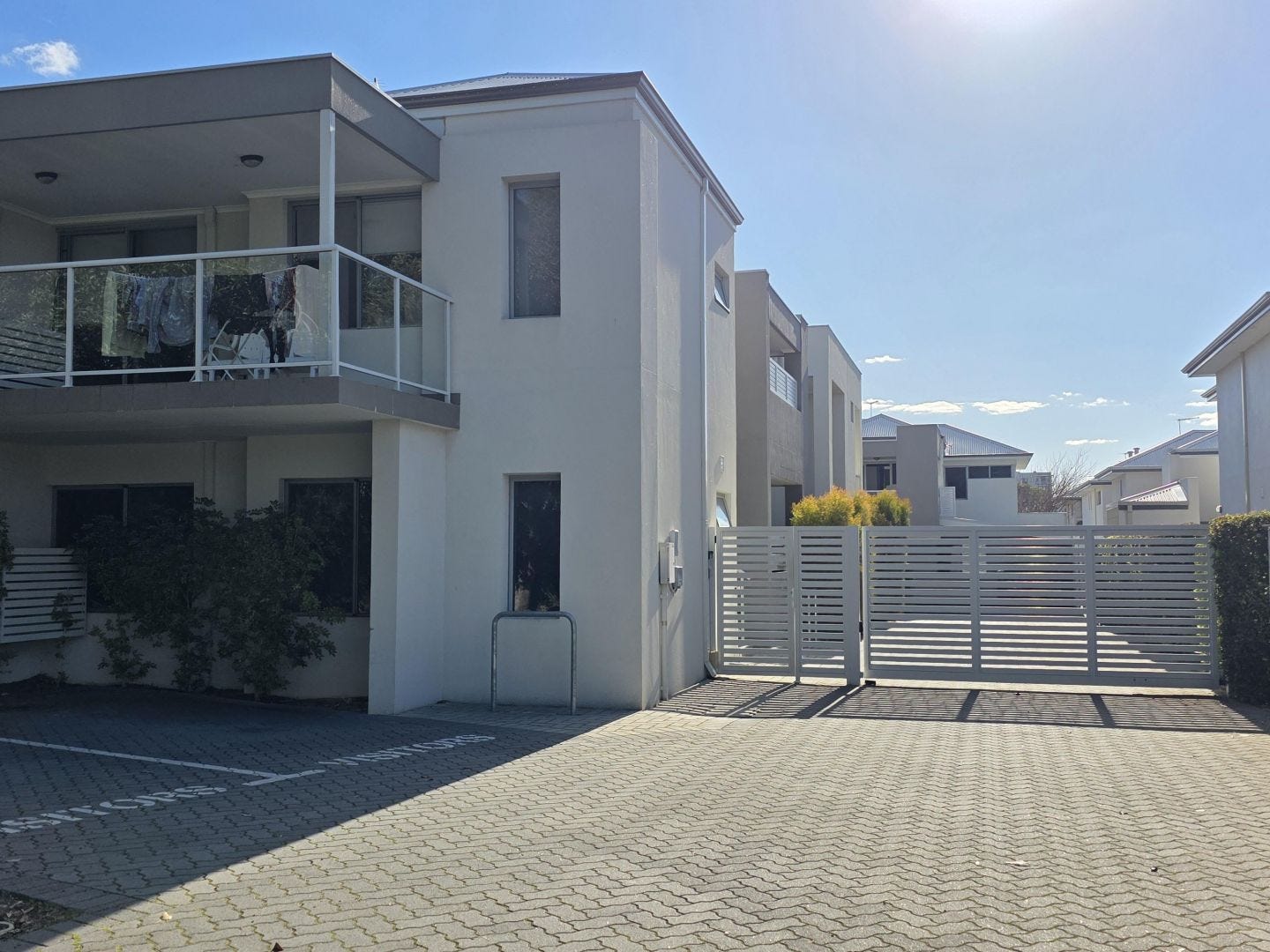Sales Property - pRivervale, WA 6103