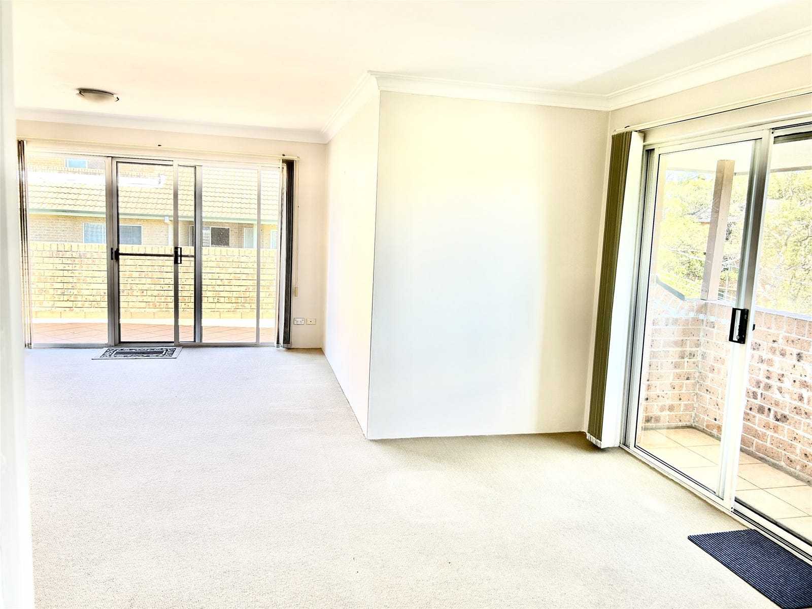 Property for Rent: Hurstville, NSW 2220