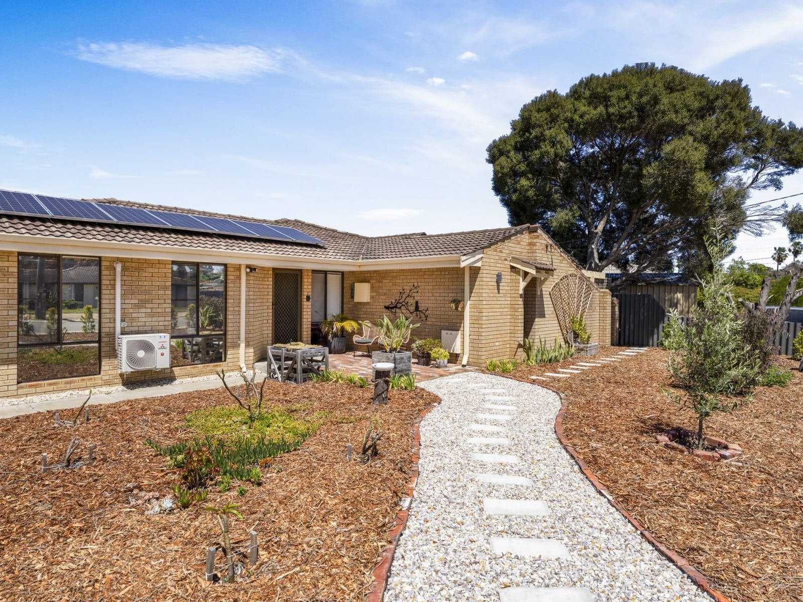 Private Listing - Craigie, WA 6025