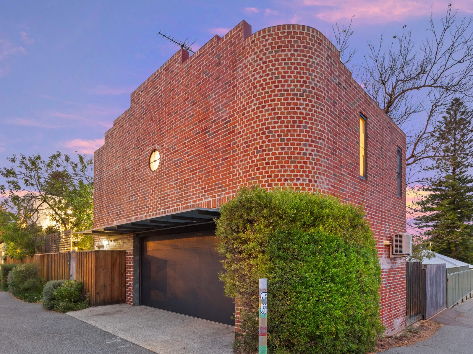 Private Rental in Cottesloe, WA 6011