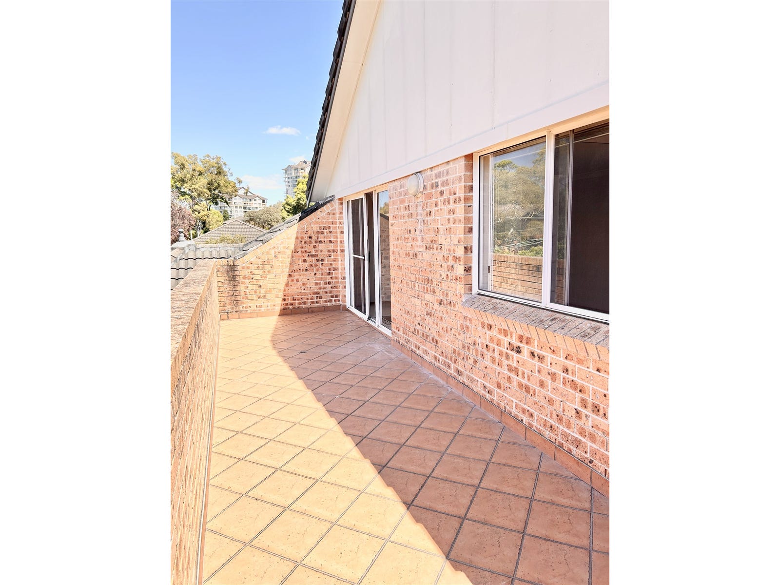 Property for Rent: Hurstville, NSW 2220