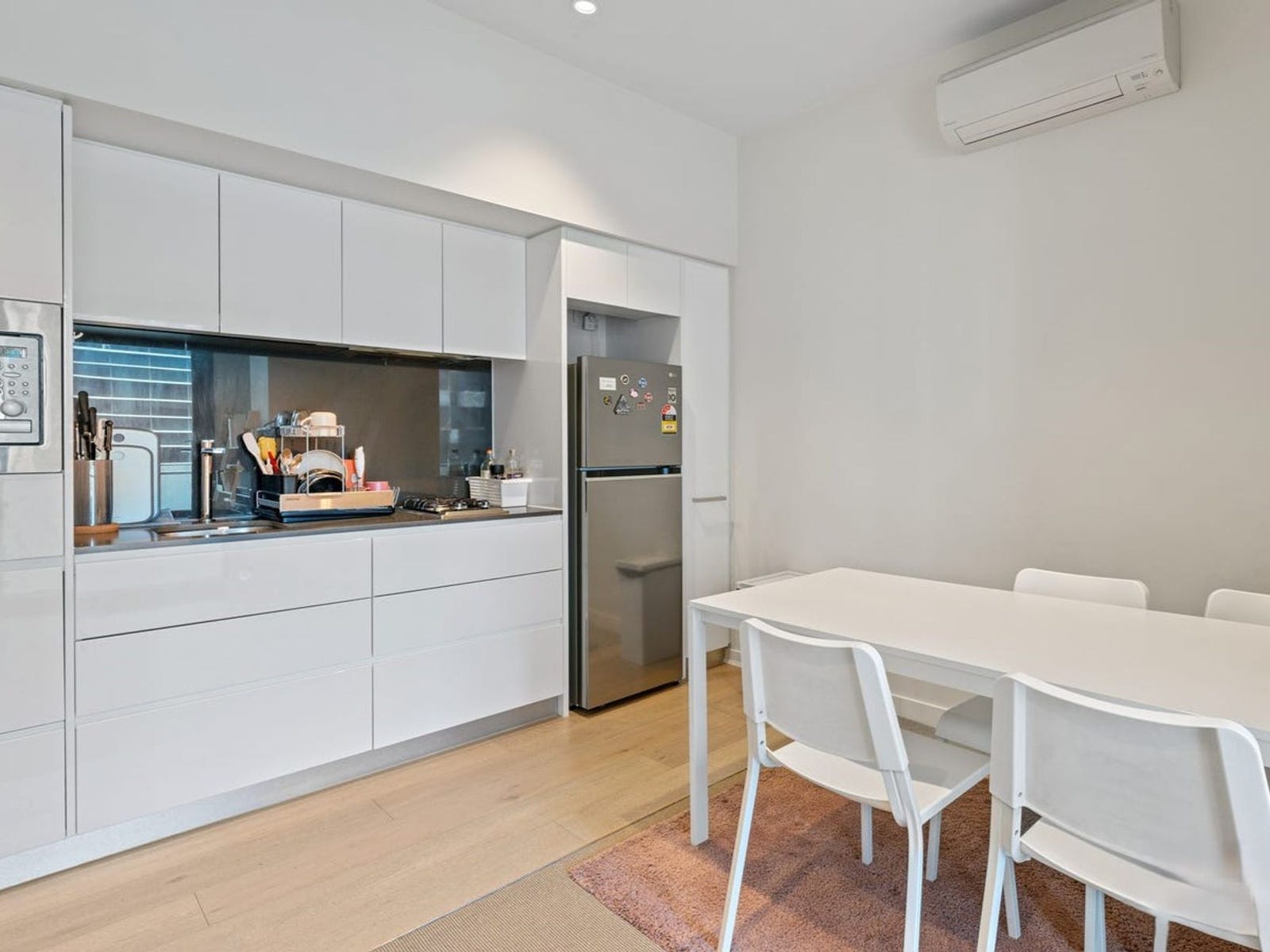 Property for Rent: Melbourne, Vic 3000