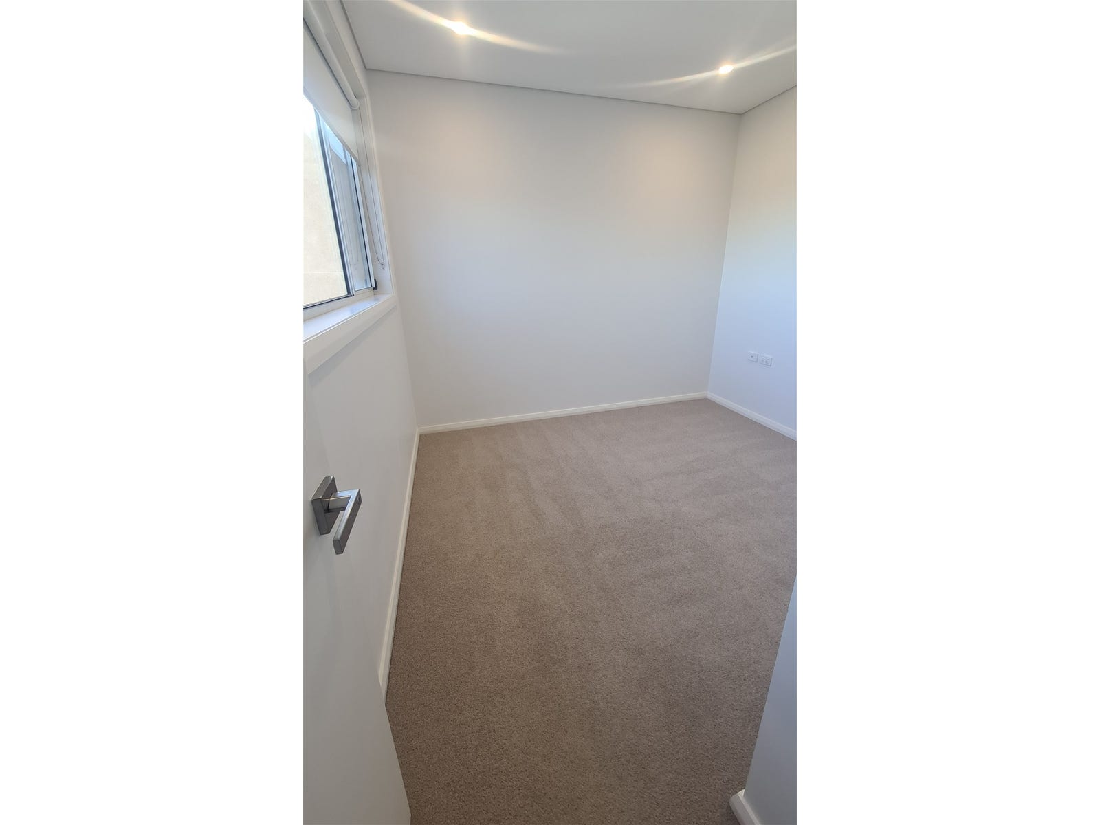 Property for Rent: Mays Hill, NSW 2145