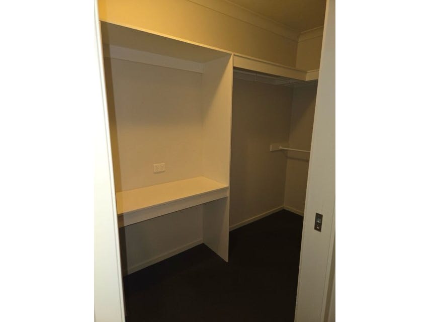 Private Rental in Logan Reserve, Qld 4133