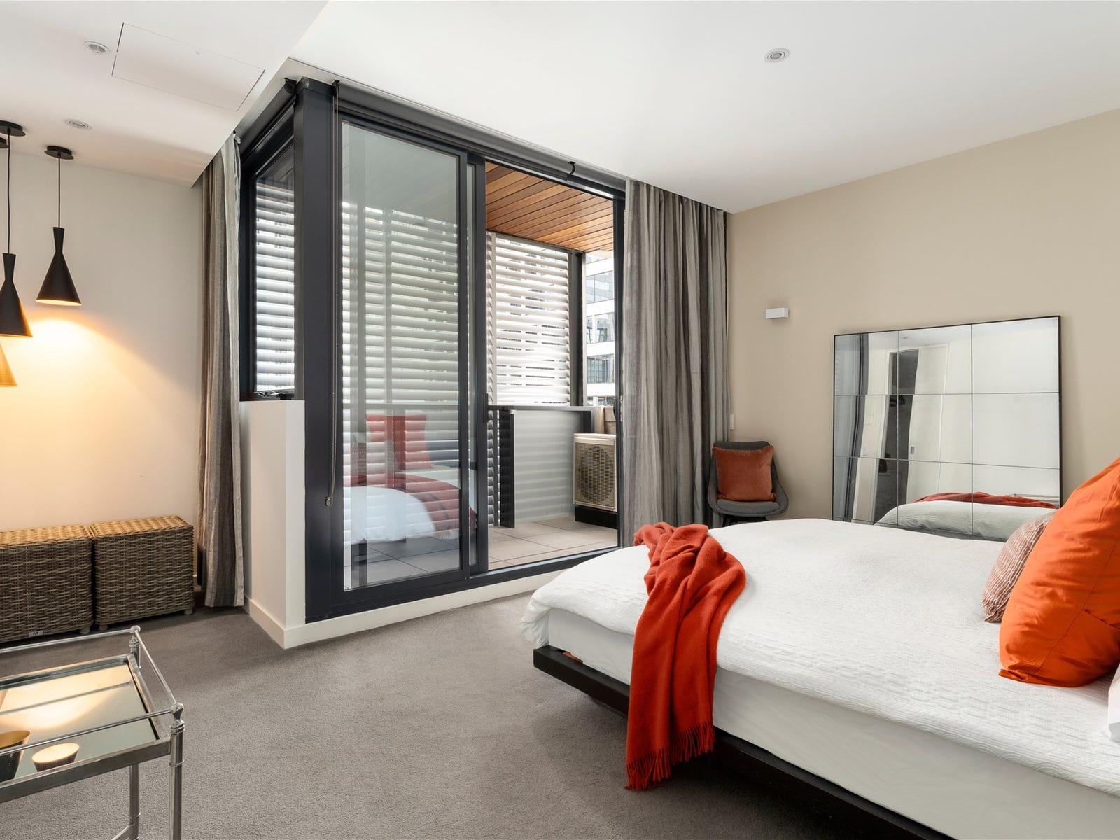Private Rental in Melbourne, Vic 3004
