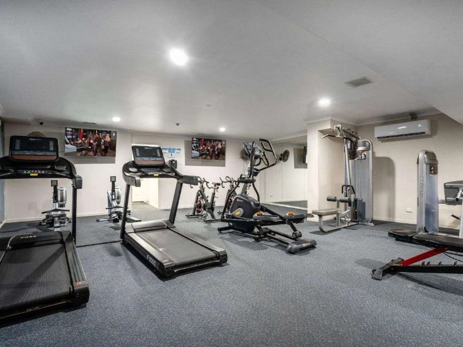 Private Rental in Mermaid Beach, Qld 4218