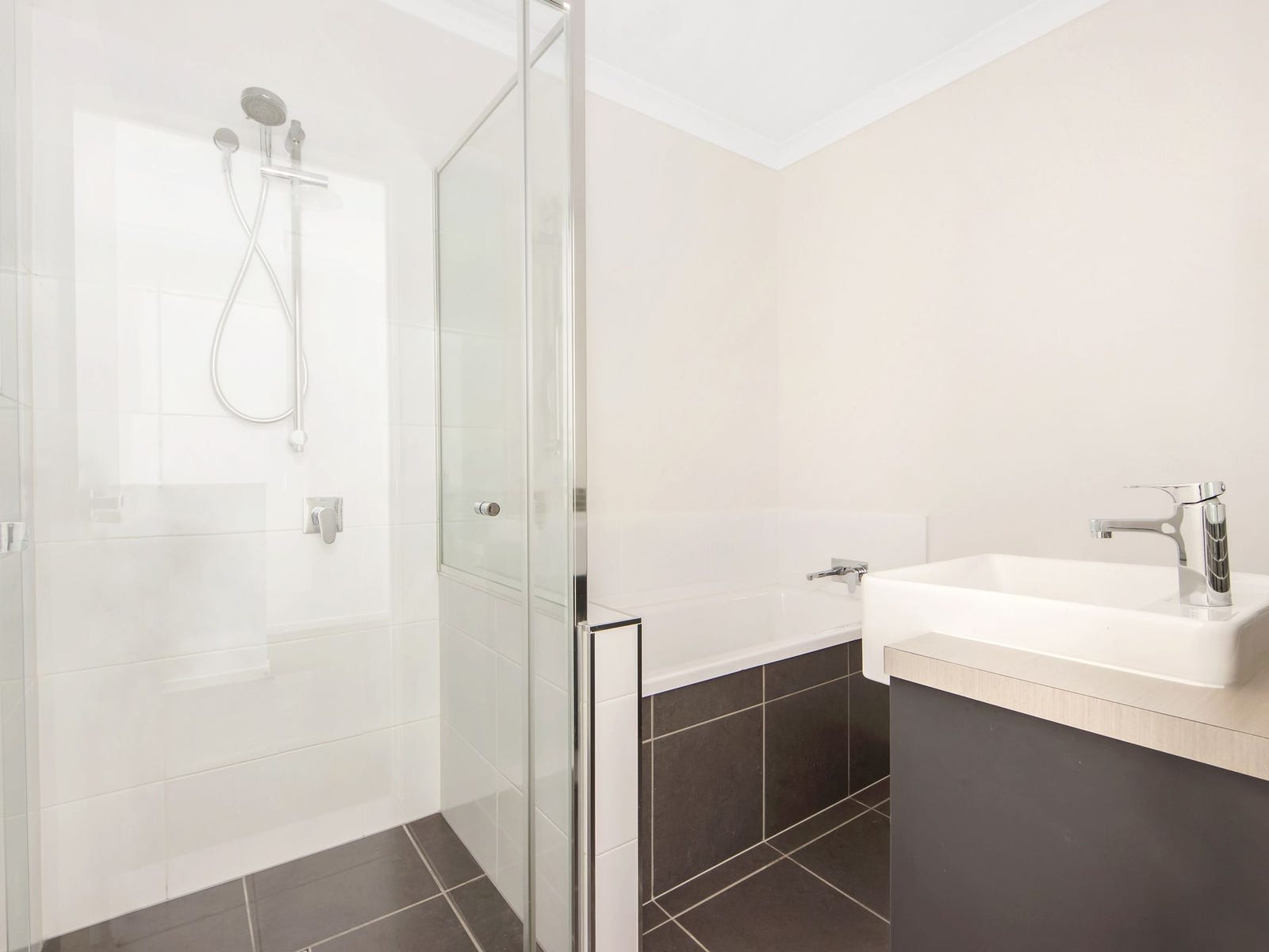 Private Rental in Ripley, Qld 4306