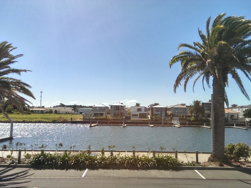 Private Listing - Hope Island, Qld 4212