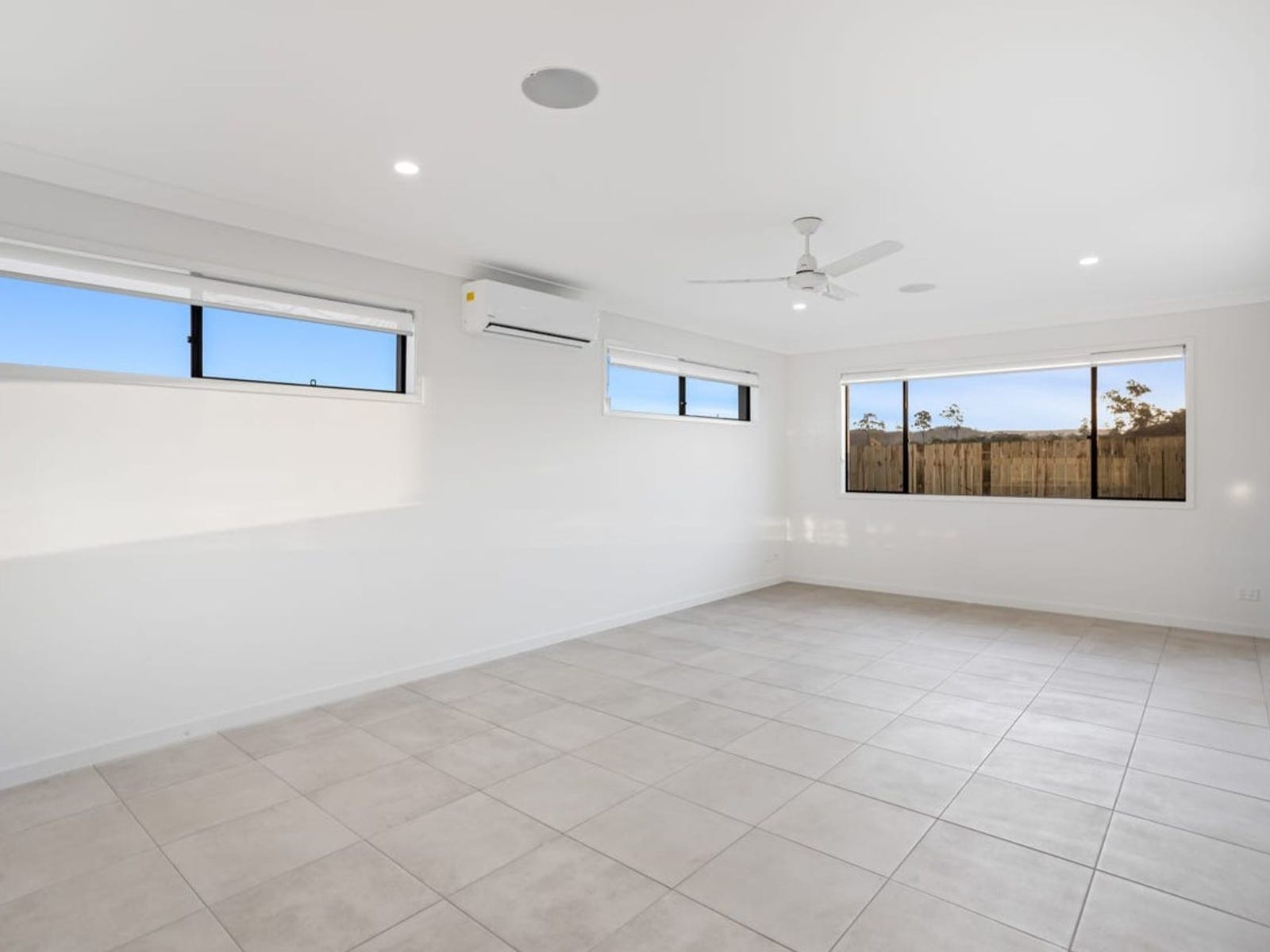 Private Rental in Flagstone, Qld 4280