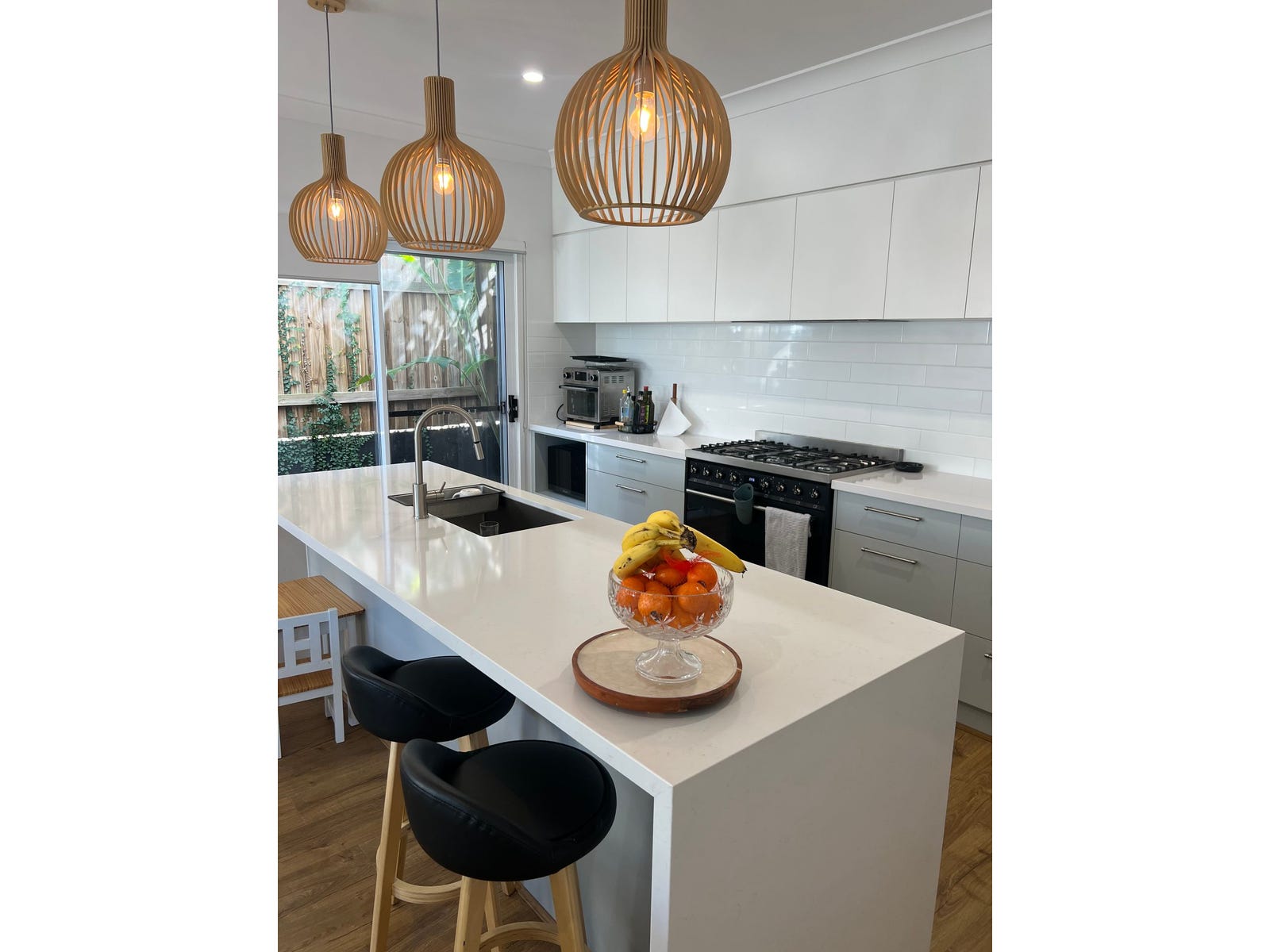 Private Property - Morningside, Qld 4170