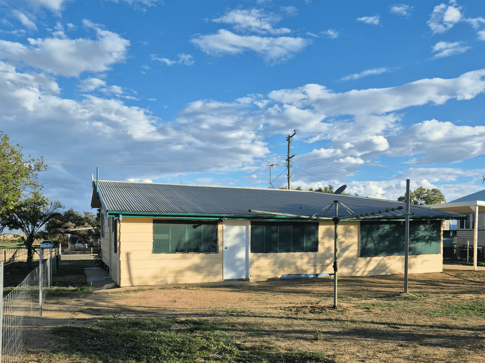 Property for Rent: Hughenden, Qld 4821