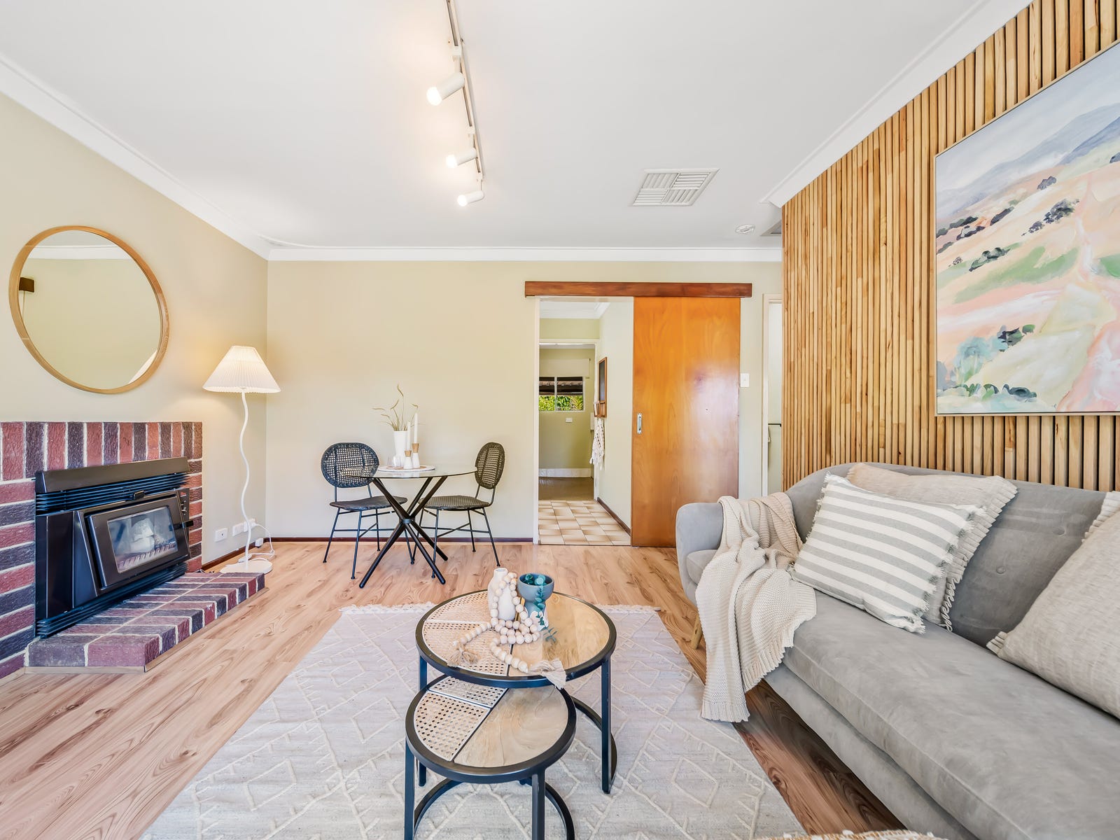 Land for sale - East Cannington, WA 6107