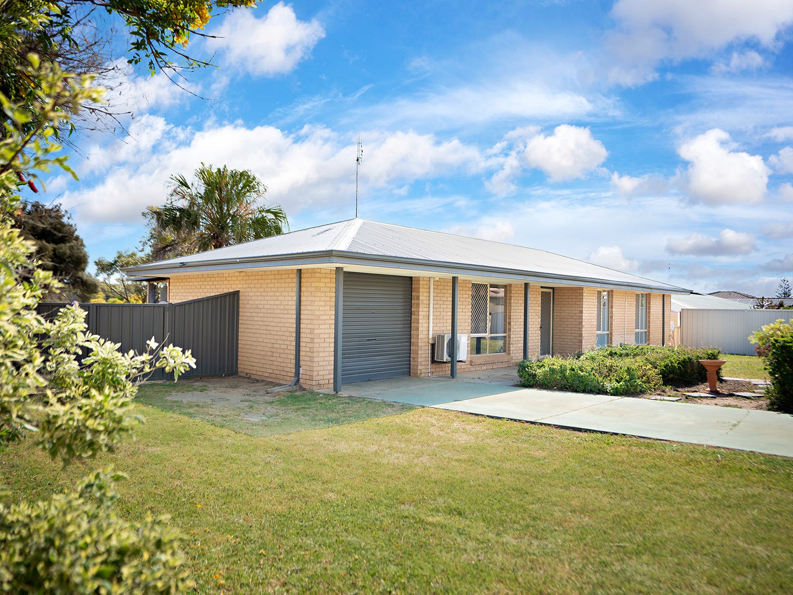 Private Listing Wandina, WA 6530