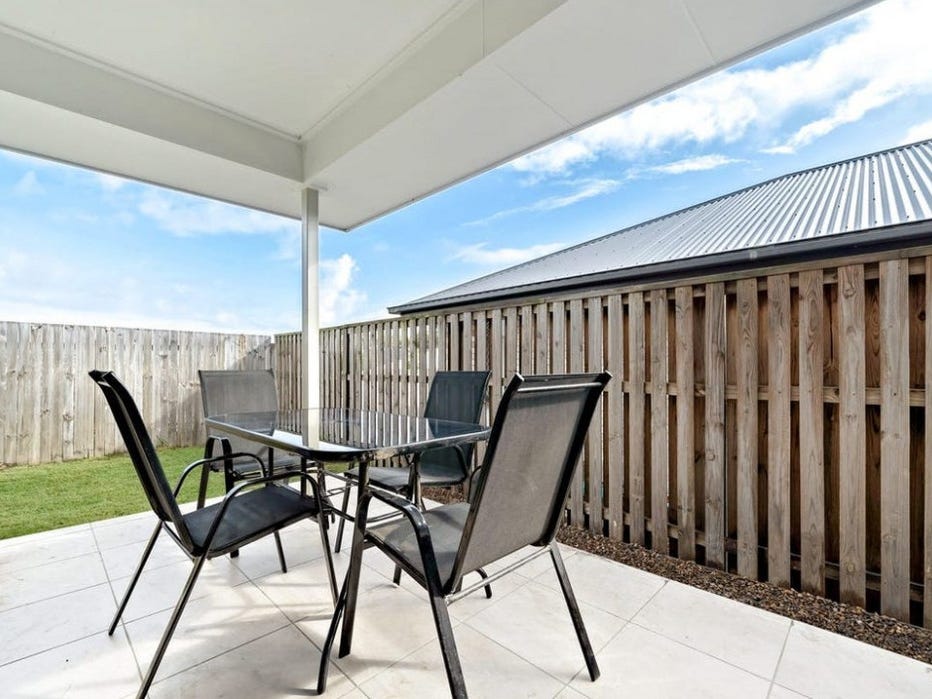 Private Rental in Logan Reserve, Qld 4133