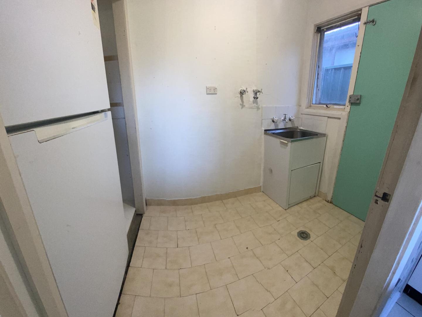 Private Rental in Rosemeadow, NSW 2560